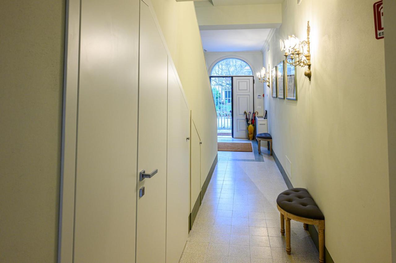 Foresteria Villa Puccini Casa Per Ferie トッレ・デル・ラーゴ・プッチーニ エクステリア 写真